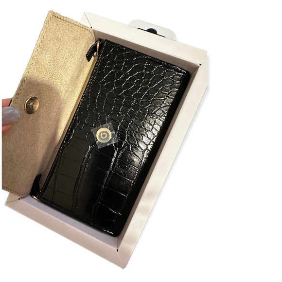 Ideal Of Sweden- Apple iPhone Pro Max 13 fold/buttoned  wallet Case-Black Croco - Picture 9 of 10